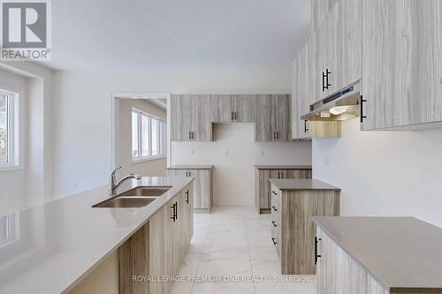 44 James Walker Ave, Caledon, ON - Indoor Photo Showing Kitchen With Double Sink