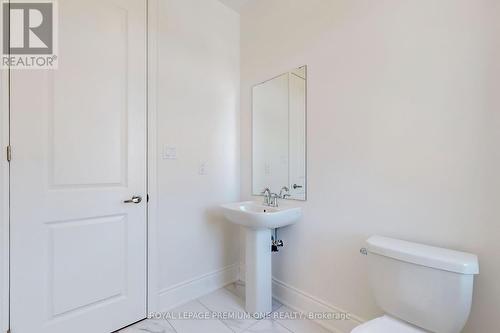 44 James Walker Avenue, Caledon, ON - Indoor Photo Showing Bathroom
