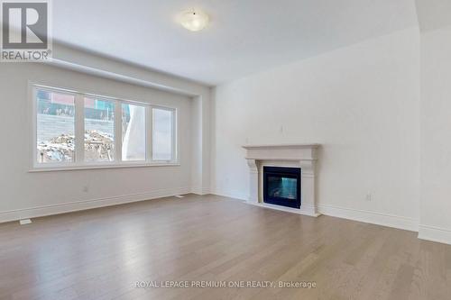 44 James Walker Ave, Caledon, ON - Indoor Photo Showing Living Room With Fireplace