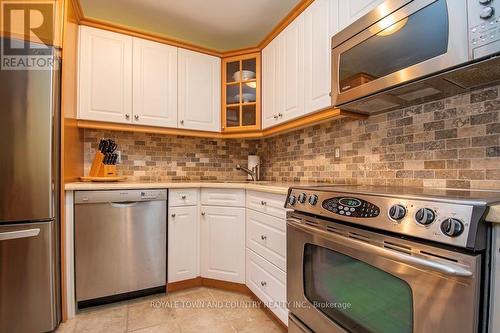 1611 - 44 Falby Court, Ajax, ON - Indoor Photo Showing Kitchen