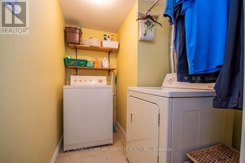 #1611 -44 Falby Crt, Ajax, ON - Indoor Photo Showing Laundry Room
