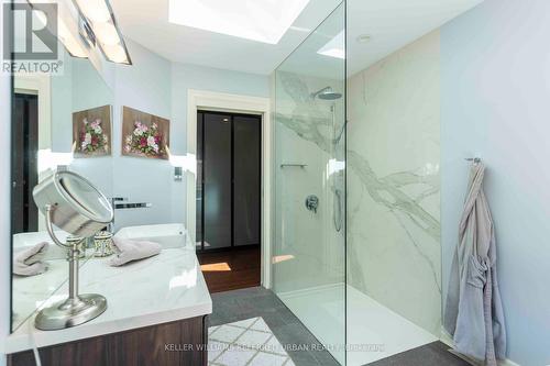 47 Murdock Ave, Aurora, ON - Indoor Photo Showing Bathroom