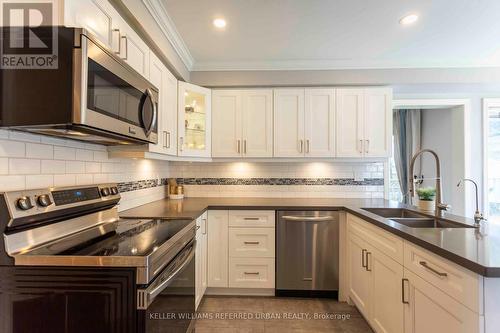 47 Murdock Avenue, Aurora, ON - Indoor Photo Showing Kitchen With Double Sink