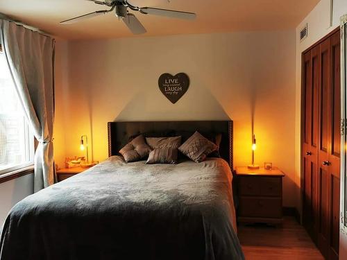 Chambre Ã Â coucher - 6-205 Rue Du Mont-Plaisant, Mont-Tremblant, QC - Indoor Photo Showing Bedroom
