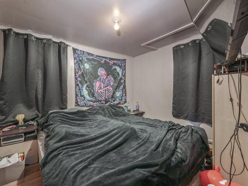 Master bedroom - 17  - 19 Ch. Du Fleuve, Pointe-Des-Cascades, QC - Indoor Photo Showing Bedroom