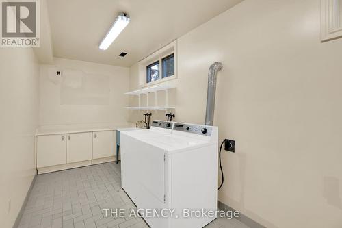 20 Kaake Road, King, ON - Indoor Photo Showing Laundry Room