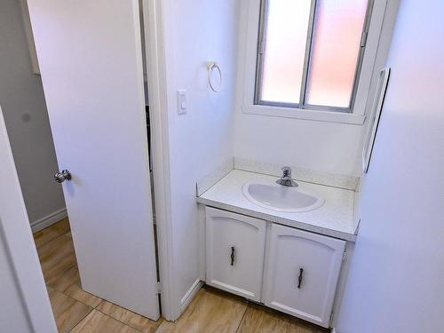 Salle d'eau - 2997 Rue Lake, Dollard-Des-Ormeaux, QC - Indoor Photo Showing Bathroom