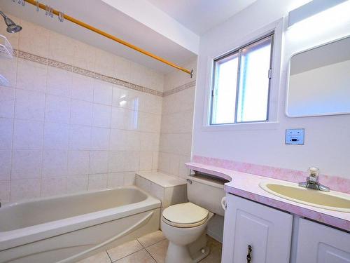 Salle de bains attenante Ã  la CCP - 2997 Rue Lake, Dollard-Des-Ormeaux, QC - Indoor Photo Showing Bathroom