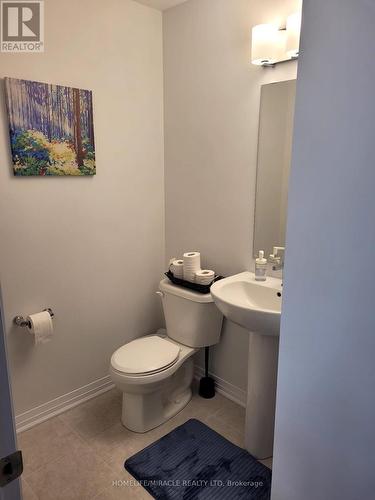 55 - 51 Sparrow Avenue, Cambridge, ON - Indoor Photo Showing Bathroom