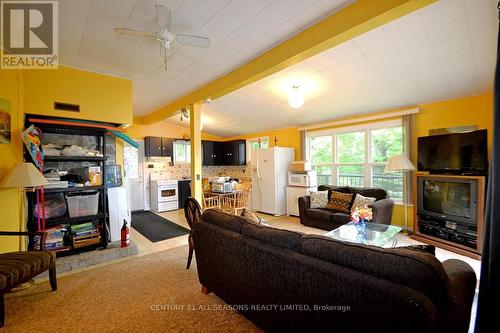 63 O-At-Ka Rd, Bancroft, ON - Indoor With Fireplace