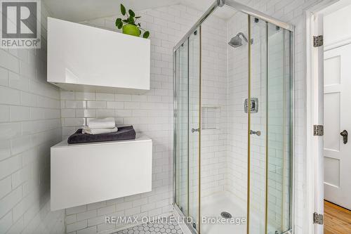 148 Queen Street, Belleville, ON - Indoor Photo Showing Bathroom