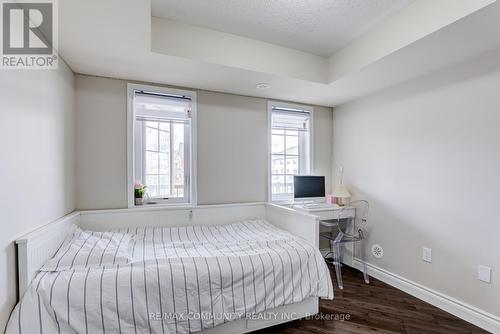 #60 -182 Kingston Rd, Ajax, ON - Indoor Photo Showing Bedroom