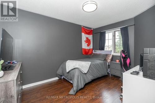 5494 Cosmic Cres, Mississauga, ON - Indoor Photo Showing Bedroom
