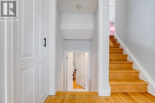 5 Fallingdale Crescent, Toronto, ON - Indoor Photo Showing Other Room