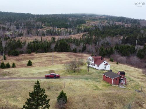 112 Lynchs River Road, St. Peter'S, NS 