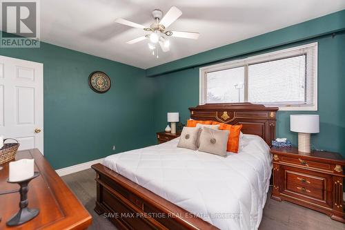 3245 Twilight Rd, Mississauga, ON - Indoor Photo Showing Bedroom