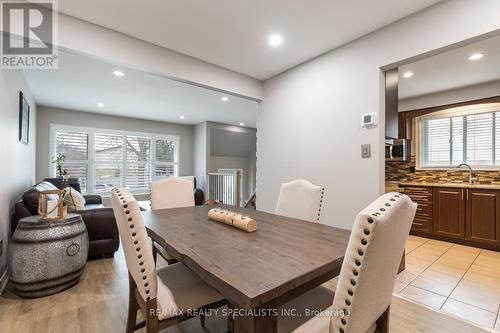 7107 Cadiz Cres, Mississauga, ON - Indoor Photo Showing Dining Room