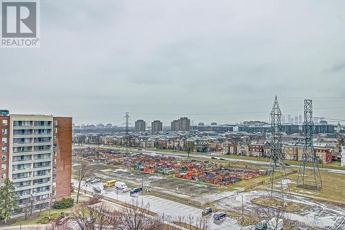 1113 - 9 Four Winds Drive, Toronto, ON - Outdoor With View