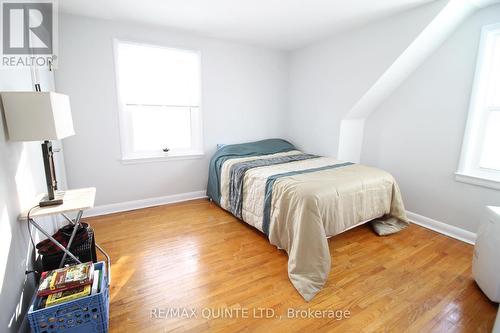 503 Bridge Street E, Belleville, ON - Indoor Photo Showing Bedroom