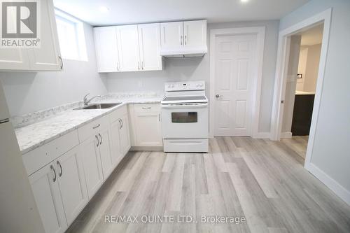 503 Bridge Street E, Belleville, ON - Indoor Photo Showing Kitchen