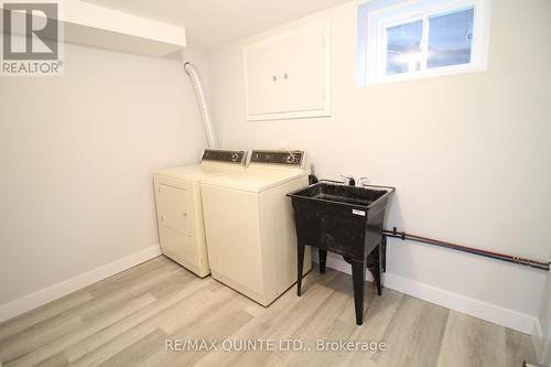503 Bridge Street E, Belleville, ON - Indoor Photo Showing Laundry Room