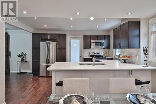 5 York St, Ajax, ON - Indoor Photo Showing Kitchen With Double Sink With Upgraded Kitchen