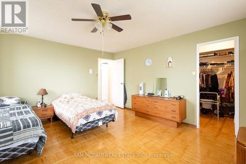 1707 - 3650 Kaneff Crescent, Mississauga, ON - Indoor Photo Showing Bedroom