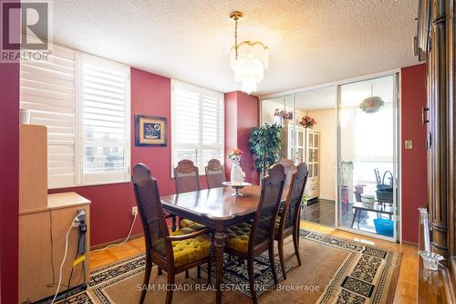 1707 - 3650 Kaneff Crescent, Mississauga, ON - Indoor Photo Showing Dining Room