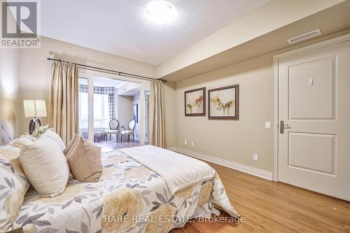 #320 -10101 Yonge St, Richmond Hill, ON - Indoor Photo Showing Bedroom