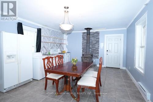 16481 Highway 48 Rd, Whitchurch-Stouffville, ON - Indoor Photo Showing Dining Room