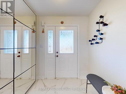 32 Black Maple Cres, Vaughan, ON - Indoor Photo Showing Other Room