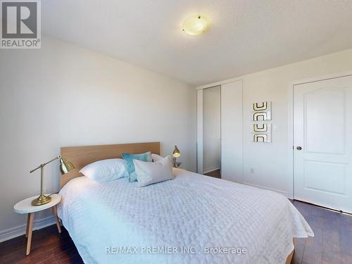 32 Black Maple Crescent, Vaughan, ON - Indoor Photo Showing Bedroom