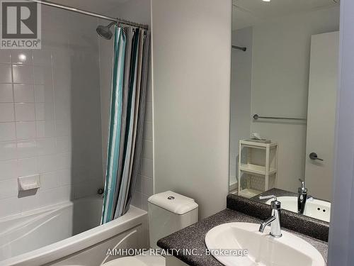 2506 - 832 Bay Street, Toronto, ON - Indoor Photo Showing Bathroom