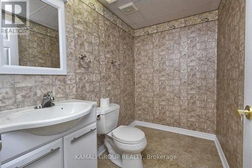 72 Osprey Ridge Road, Barrie, ON - Indoor Photo Showing Bathroom