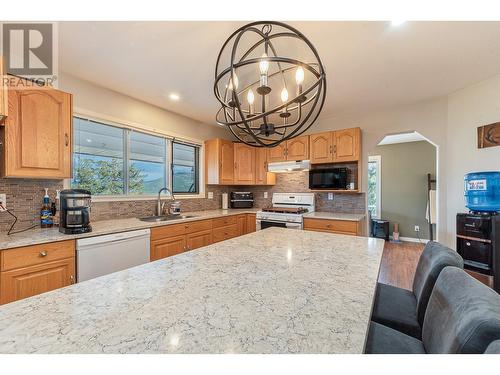 115 Twin Lakes Road, Enderby, BC - Indoor Photo Showing Kitchen