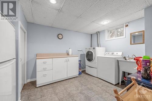 542 Donald Street, Ottawa, ON - Indoor Photo Showing Laundry Room