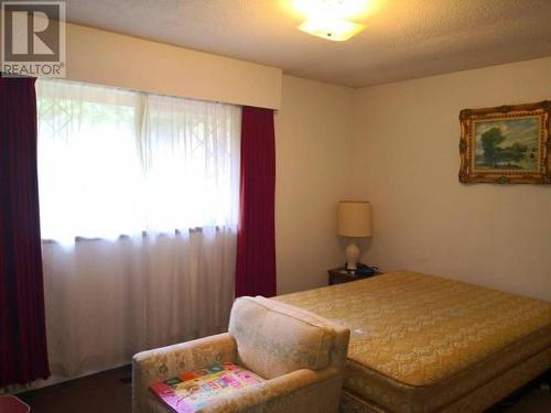 5382 Manson Ave, Powell River, BC - Indoor Photo Showing Bedroom