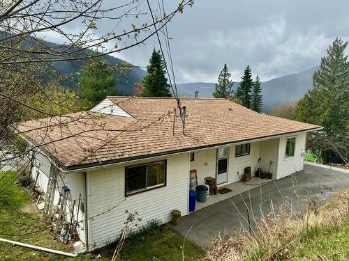 2124 Stanley Street, Nelson, BC - Outdoor