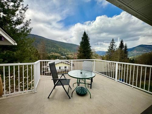2124 Stanley Street, Nelson, BC - Outdoor With Deck Patio Veranda With View