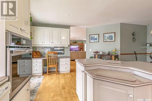 204 Lakeview Avenue, Saskatchewan Beach, SK - Indoor Photo Showing Kitchen