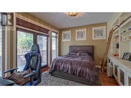 732 Traditions Crescent, Kelowna, BC - Indoor Photo Showing Bedroom