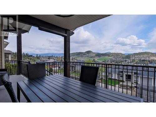 732 Traditions Crescent, Kelowna, BC - Outdoor With View With Exterior