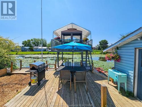 19270 Lakeside Drive, Lighthouse Cove, ON - Outdoor With Deck Patio Veranda