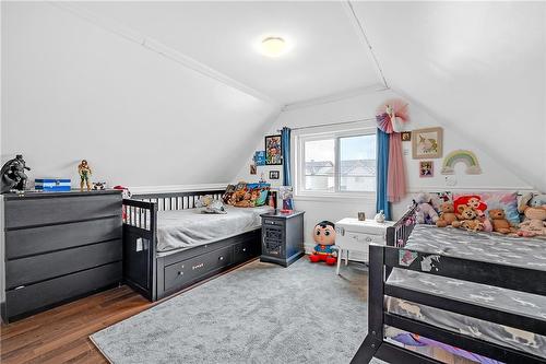 34 Argyle Avenue, Hamilton, ON - Indoor Photo Showing Bedroom