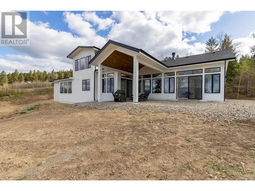 7500 Mclennan Road, Vernon, BC - Outdoor