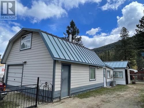 5834 3Rd Street, Beaverdell, BC 