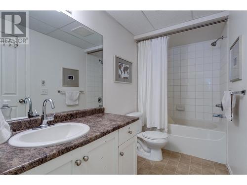 3178 Via Centrale Road Unit# 2102, Kelowna, BC - Indoor Photo Showing Bathroom
