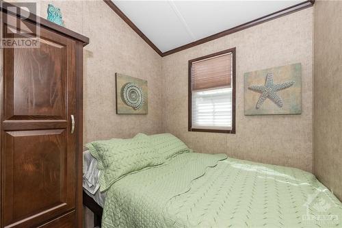 #H23 - 240 Pinewood Park Road, Haley Station, ON - Indoor Photo Showing Bedroom