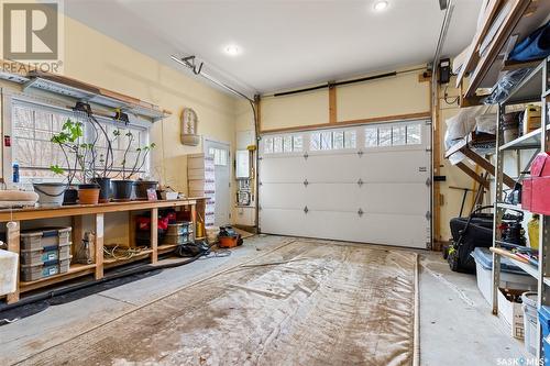 160 Connaught Crescent, Regina, SK - Indoor Photo Showing Garage
