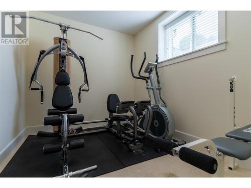 415 Hobson Crescent, Kelowna, BC - Indoor Photo Showing Gym Room